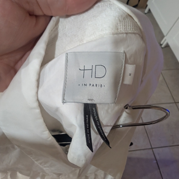 Anthropologie HD in Paris Ivory Sleeveless Top Size Medium - Picture 4 of 6